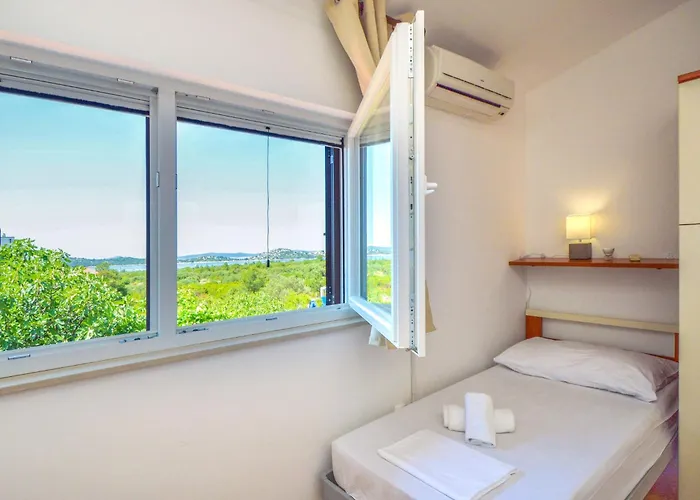 Сasa de vacaciones Karmela By Interhome *